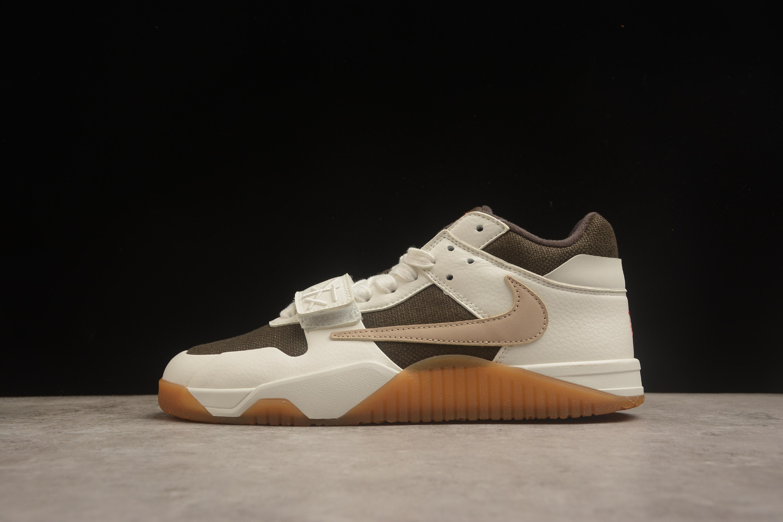 Nike #2022